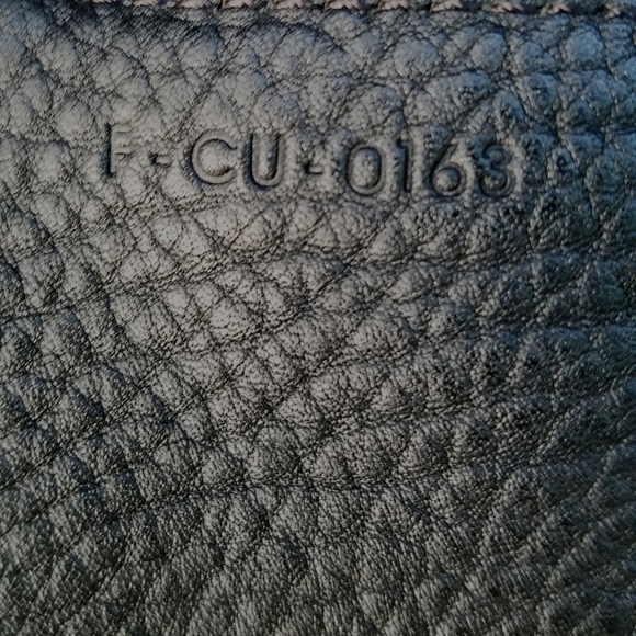 *Just Showing* Céline Phantom Cabas Leather - Picture 9 of 12